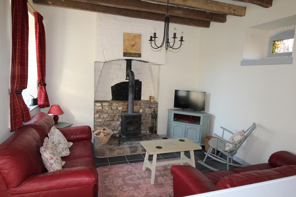 La Petite Jeusseliniere Villa Larchamp Dış mekan fotoğraf